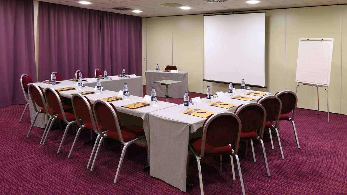 Zenitude Hotel Grenoble Alpexpo Exterior photo